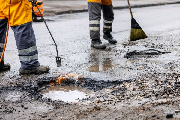 Cost of Gravel Pothole Repair in Bainbridge Island